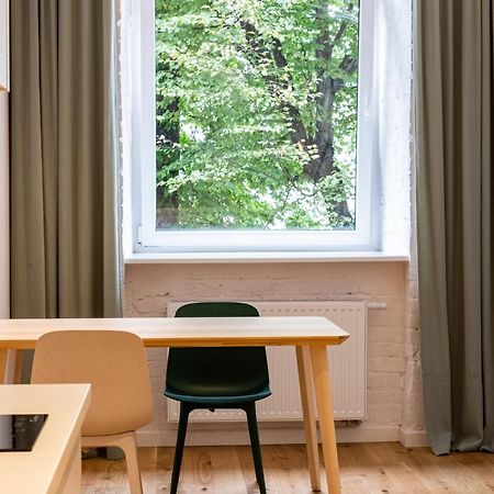 Apartament Z Upadkiem Ikara / Apartment With The Fall Of Icarus Lodz  Ngoại thất bức ảnh